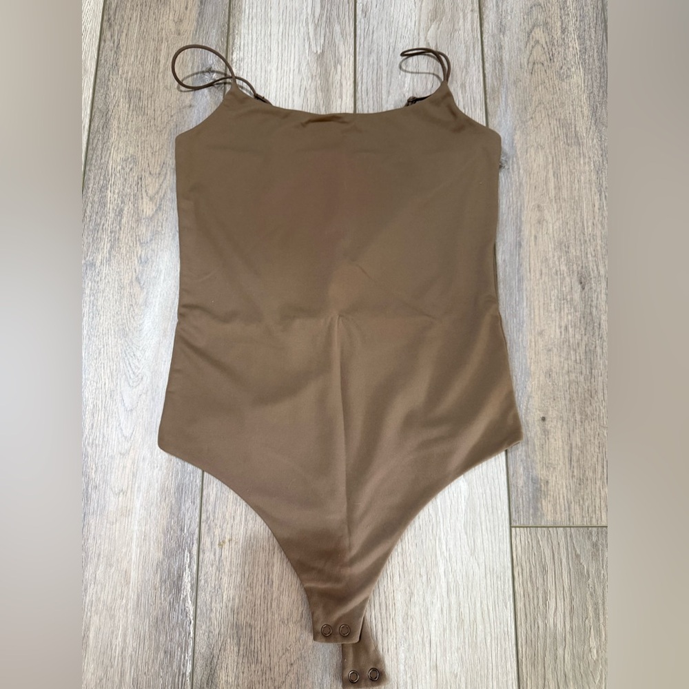 Nuuds bodysuit